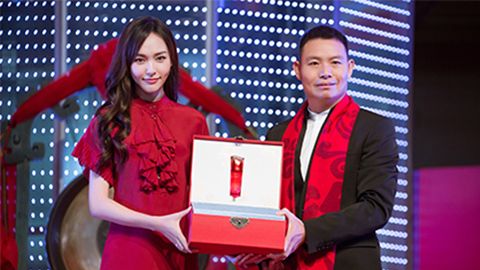 中国美正当红，GALAXY银河A股上市，引领新时代